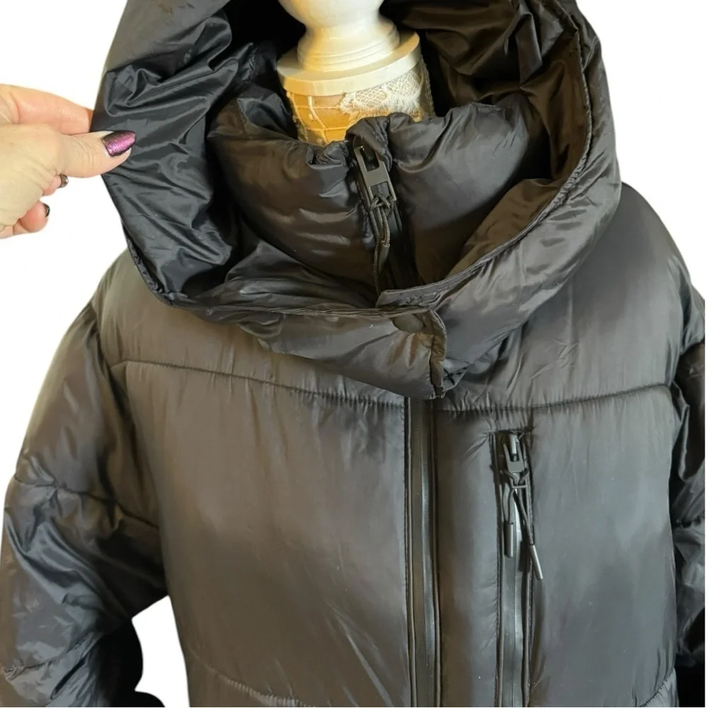 NEW With Tag Black Warm Puffer Jacket with Hood - Picture 3 of 17
